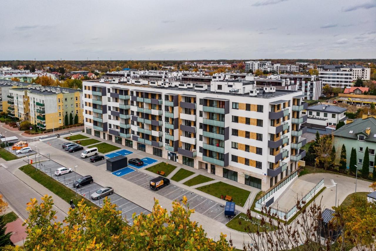 Warsaw Apartments White Exteriér fotografie