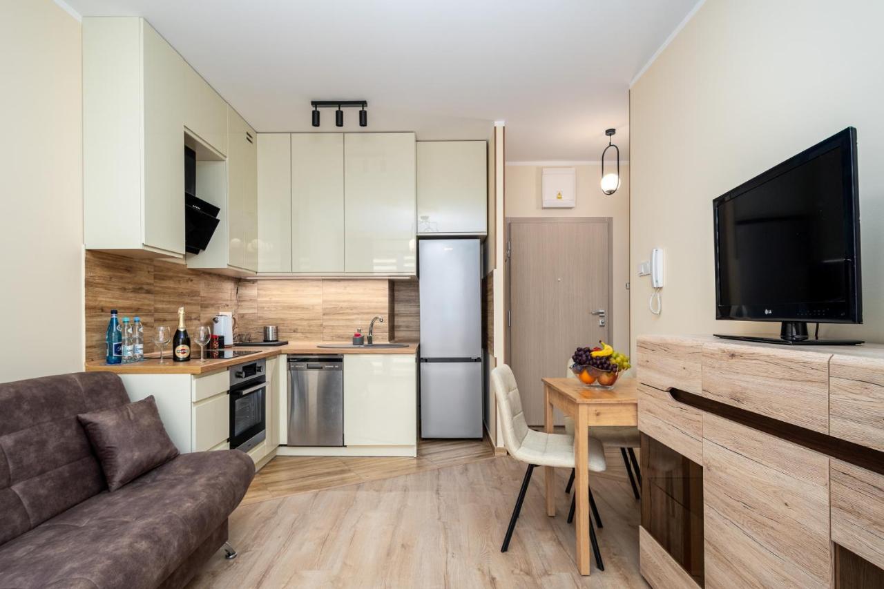 Warsaw Apartments White Exteriér fotografie