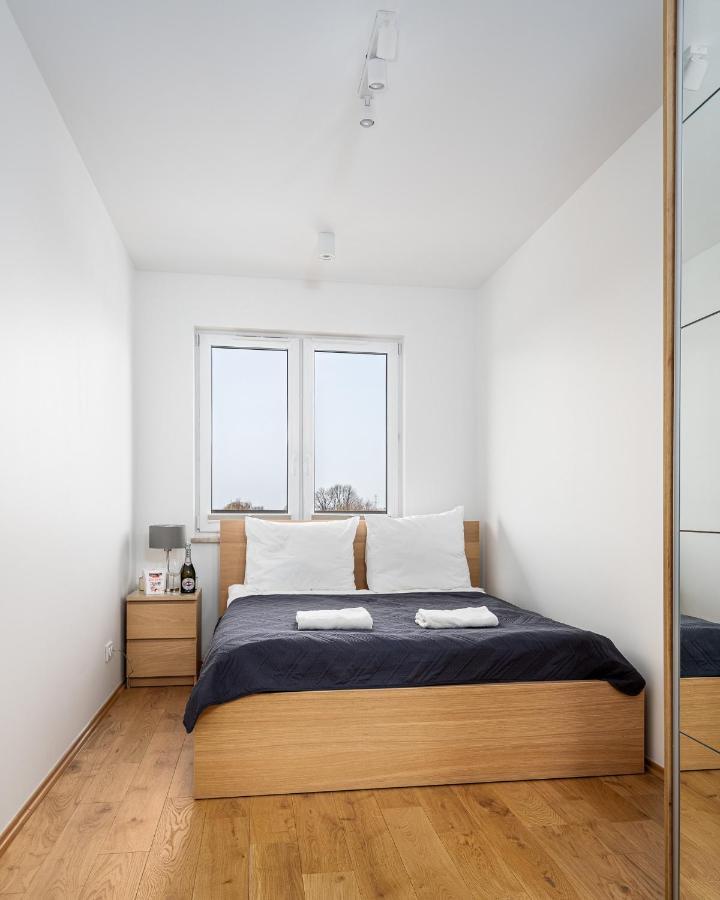 Warsaw Apartments White Exteriér fotografie